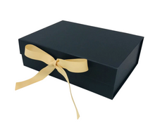 Load image into Gallery viewer, Wildlife Getting Along Collection - Gift Set BY Helen Elizabeth